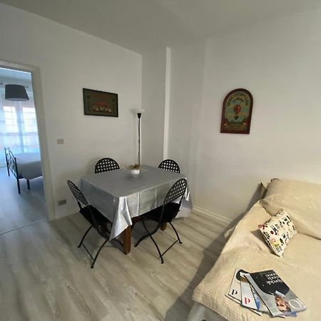 אקווי טרמה Appartamento Lella Zona Terme Centro E Vicino Habilita-Villa Igea מראה חיצוני תמונה